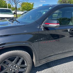 CHEVROLET TRAVERSE - 2