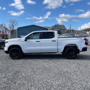 CHEVROLET SILVERADO 1500 CUSTOM TRAIL BOSS - 3