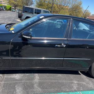 MERCEDES-BENZ E-CLASS - 4