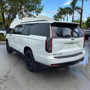 صورة 5 لـ 2021 Cadillac ESCALADE ESV SPORT PLATINUM