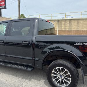 FORD F-150 XLT - 6
