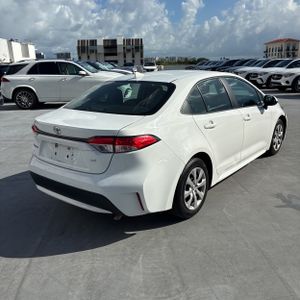 2022 Toyota COROLLA LE 照片 8
