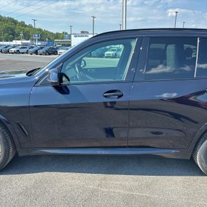 2022 BMW X5 XDRIVE40I photo 4