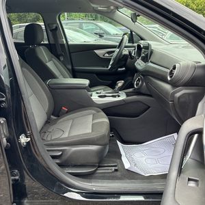 صورة مصغرة 32 لـ 2025 Chevrolet BLAZER LT