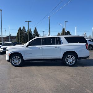 CHEVROLET SUBURBAN HIGH COUNTRY - 3