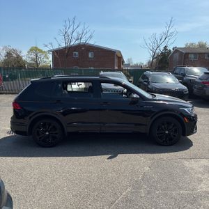 VOLKSWAGEN TIGUAN SE R-LINE BLACK 4MOTION - 10