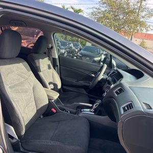 2013 Honda CIVIC LX — миниатюра 32