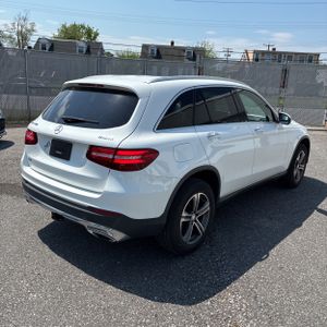 MERCEDES-BENZ GLC - 8