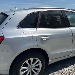 AUDI Q5 2.0T PREMIUM - 9