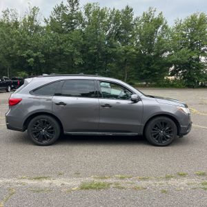 صورة 10 لـ 2017 Acura MDX SH-AWD W/TECH