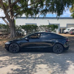 TESLA MODEL 3 LONG RANGE - 3