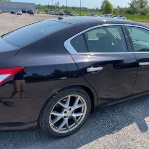 2010 Nissan MAXIMA 3.5 SV 照片 9