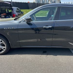 MASERATI LEVANTE S - 4