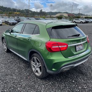 MERCEDES-BENZ GLA - 5