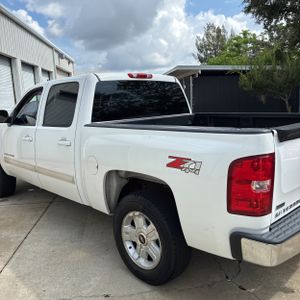 2010 Chevrolet SILVERADO 1500 LTZ photo 6