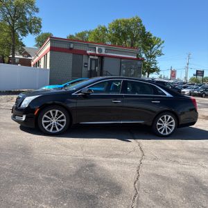 CADILLAC XTS LUXURY - 3