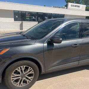 FORD ESCAPE SEL - 2