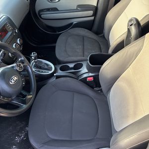 صورة 48 لـ 2014 KIA SOUL BASE