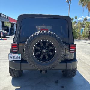 JEEP WRANGLER UNLIMITED X - 7