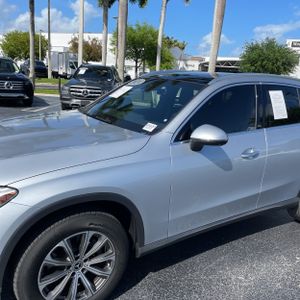 MERCEDES-BENZ GLC - 2