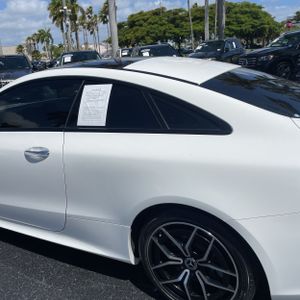 MERCEDES-BENZ E-CLASS - 6