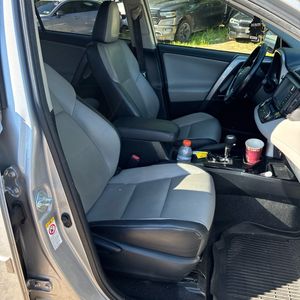 2017 Toyota RAV4 HYBRID LIMITED 照片 33