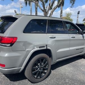 JEEP GRAND CHEROKEE ALTITUDE - 9