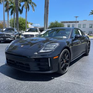 PORSCHE PANAMERA - 1