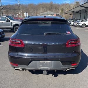 PORSCHE MACAN BASE - 7