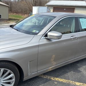 BMW 740I XDRIVE - 2