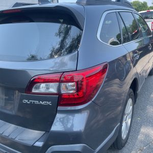 2018 Subaru OUTBACK 2.5I PREMIUM — фото 9