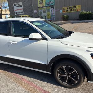 صورة مصغرة 13 لـ 2026 KIA NIRO LX