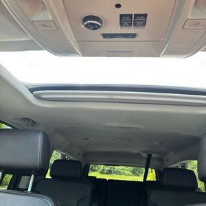 2020 Chevrolet SUBURBAN LT photo 33
