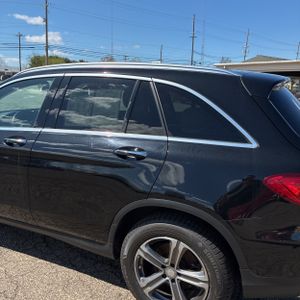 MERCEDES-BENZ GLC - 6