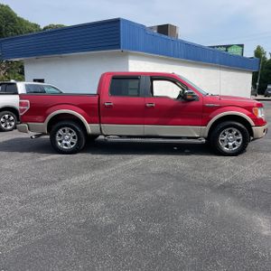 2010 FORD F-150 LARIAT photo 10