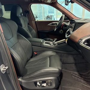 2026 BMW XM LABEL 缩略图 32