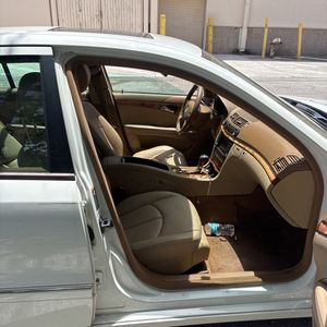 صورة مصغرة 32 لـ 2007 Mercedes-BENZ E-CLASS