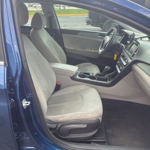 2019 Hyundai SONATA SE — миниатюра 33