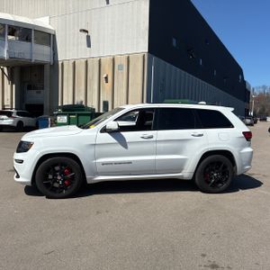 JEEP GRAND CHEROKEE SRT - 3