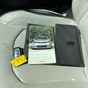 2017 Chrysler PACIFICA LIMITED — фото 55