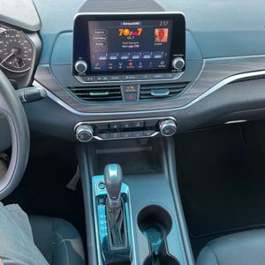 صورة 37 لـ 2025 Nissan ALTIMA SV