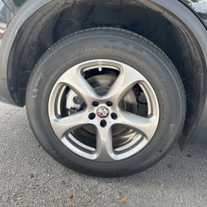 صورة 19 لـ 2021 ALFA Romeo STELVIO SPRINT