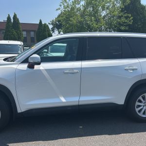 صورة 4 لـ 2024 Toyota GRAND HIGHLANDER XLE