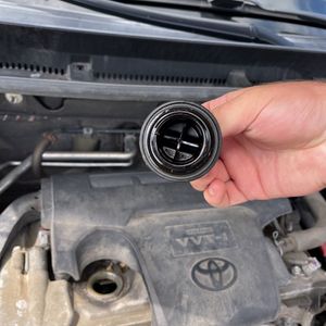 صورة 46 لـ 2015 Toyota RAV4 LE