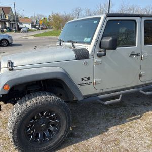 JEEP WRANGLER UNLIMITED X - 2