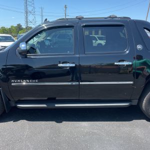 CHEVROLET AVALANCHE LTZ BLACK DIAMOND - 4