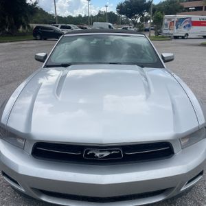 2011 FORD MUSTANG V6 PREMIUM 照片 15