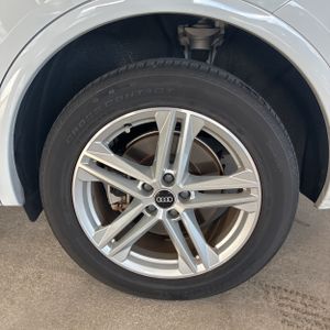 صورة 18 لـ 2021 AUDI Q5 PREMIUM