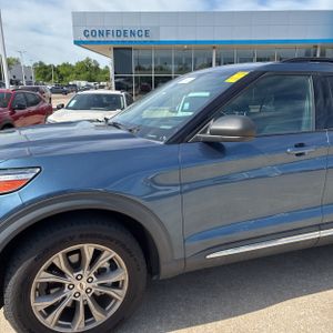 FORD EXPLORER XLT - 2