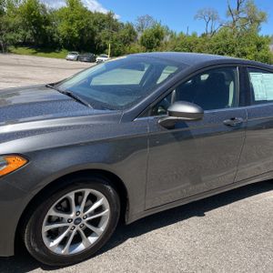 FORD FUSION SE - 2